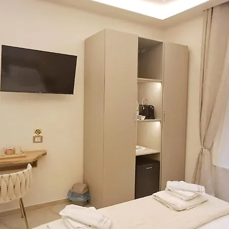 Frem Lord Penzion La Spezia